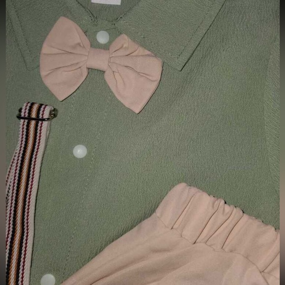 Baby boy bow front shirt and suspender shorts set, 18-24 months, green/tan - Picture 10 of 10